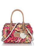 borse a tracolla Guess collezione autunno inverno tendenze 2013 2014