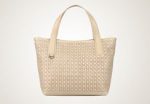 Catalogo-borse-shopper-Coccinelle-primavera-estate-look-8