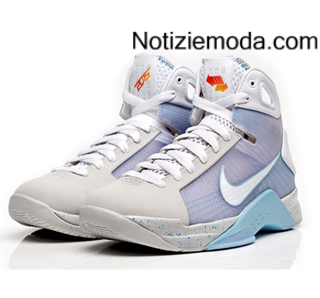 Scarpe-Nike-autunno-inverno-2014-2015-catalogo-moda-donna