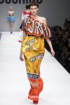 collezione moschino autunno inverno moda donna 16