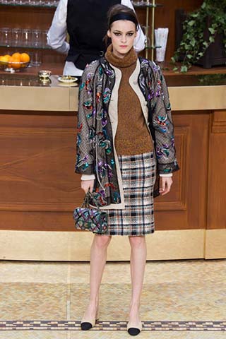 Chanel-autunno-inverno-2015-2016-donna-23