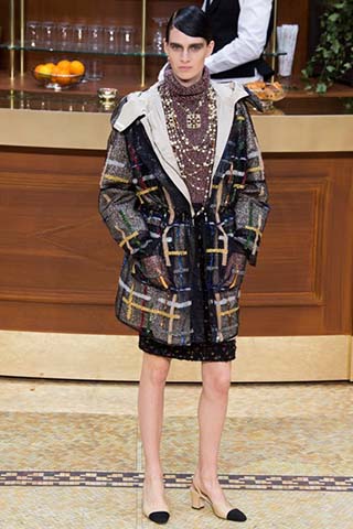 Chanel-autunno-inverno-2015-2016-donna-24