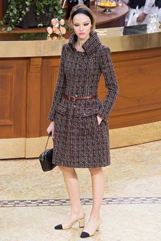 Chanel-autunno-inverno-2015-2016-donna-33