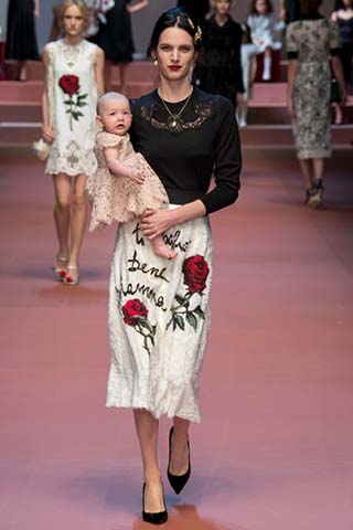 Dolce-Gabbana-autunno-inverno-2015-2016-donna-17