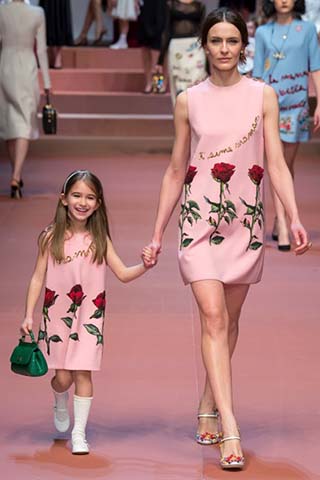 Dolce-Gabbana-autunno-inverno-2015-2016-donna-30