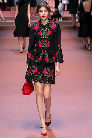 Dolce-Gabbana-autunno-inverno-2015-2016-donna-53