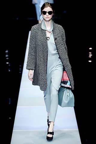 Giorgio-Armani-autunno-inverno-2015-2016-donna-25