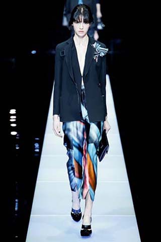 Giorgio-Armani-autunno-inverno-2015-2016-donna-3