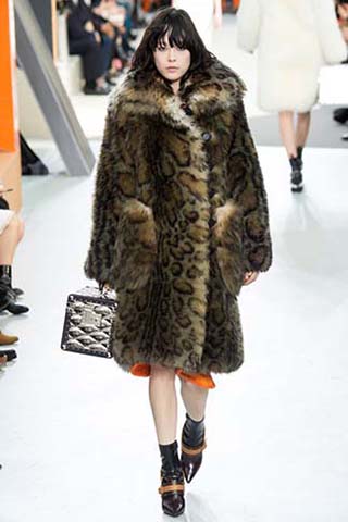 Louis-Vuitton-autunno-inverno-2015-2016-donna-1