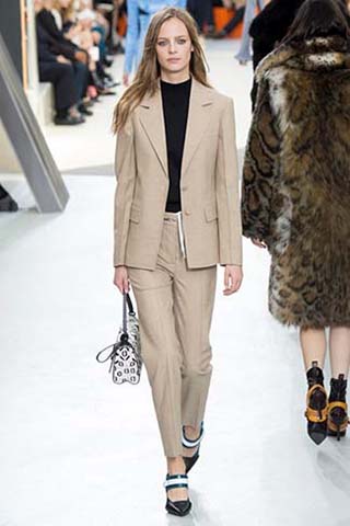 Louis-Vuitton-autunno-inverno-2015-2016-donna-13