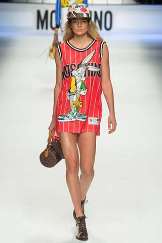 Moschino-autunno-inverno-2015-2016-donna-19