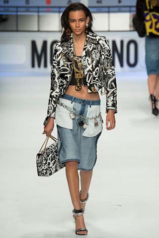 Moschino-autunno-inverno-2015-2016-donna-46