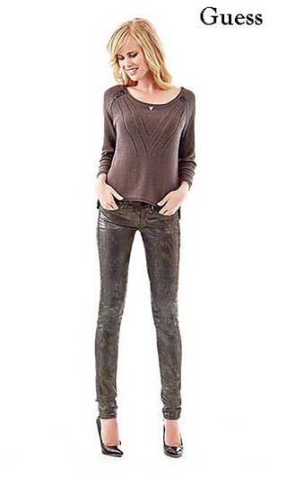 Abbigliamento-Guess-inverno-2016-donna-saldi-57