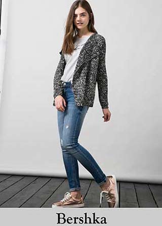 Maglieria-Bershka-inverno-2016-felpe-donna-e-ragazza-3