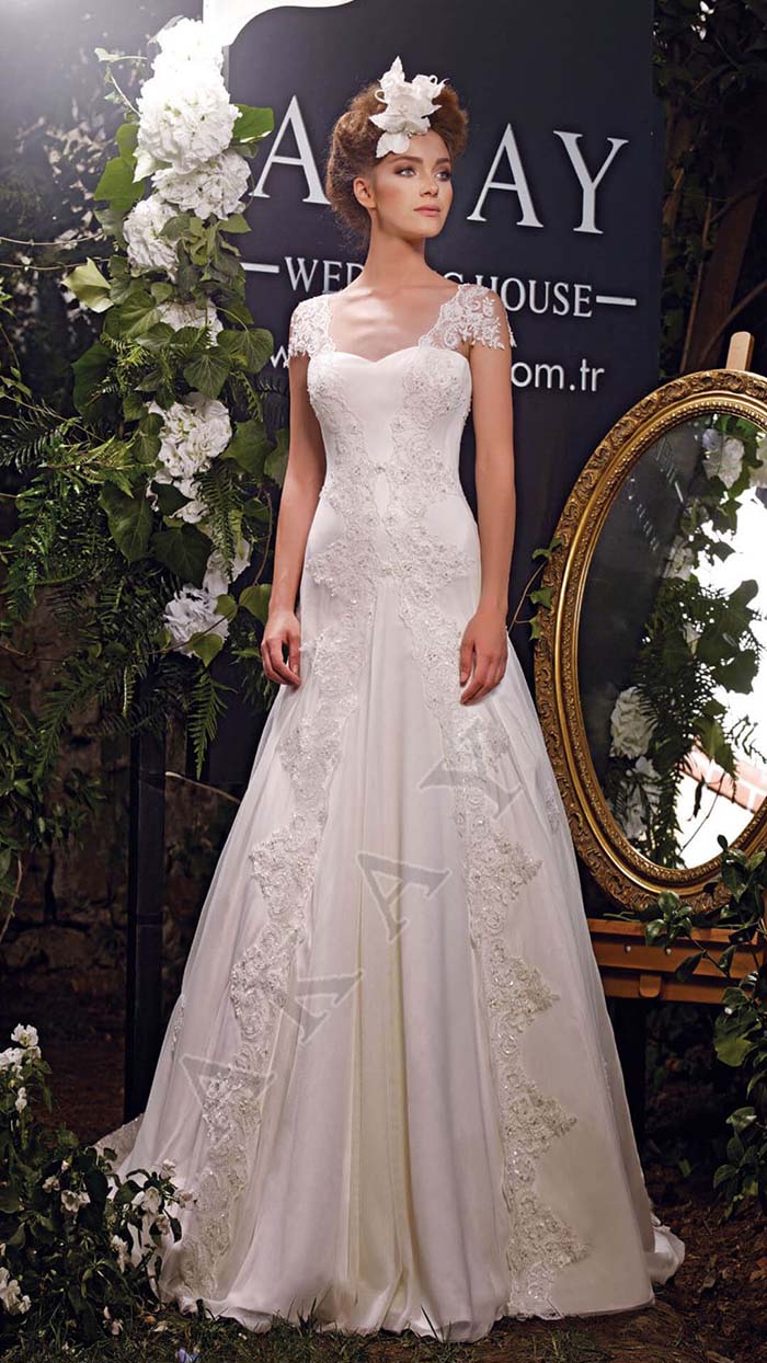 Abiti-sposa-Akay-primavera-estate-2016-look-1