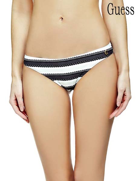 Moda-mare-Guess-primavera-estate-2016-bikini-53