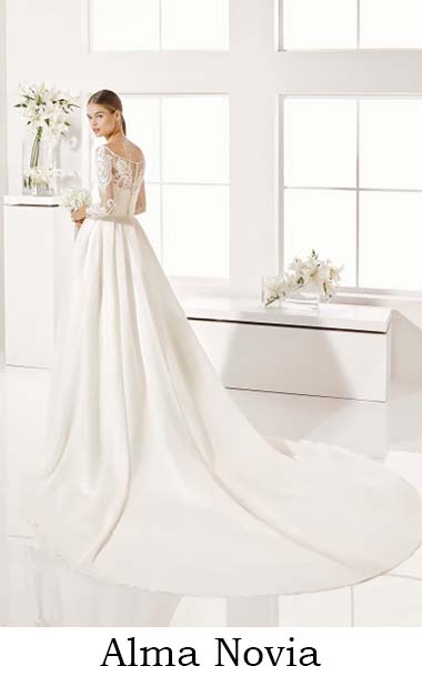 Abiti-sposa-Alma-Novia-primavera-estate-2017-look-10