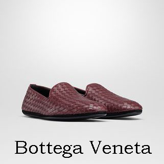 Scarpe da uomo BOTTEGA VENETA, Collezione Primavera 2022 - Stileo.it