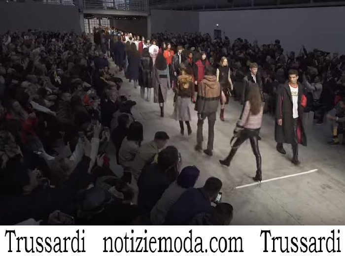 Sfilata Trussardi Autunno Inverno 2018 2019 Donna E Uomo