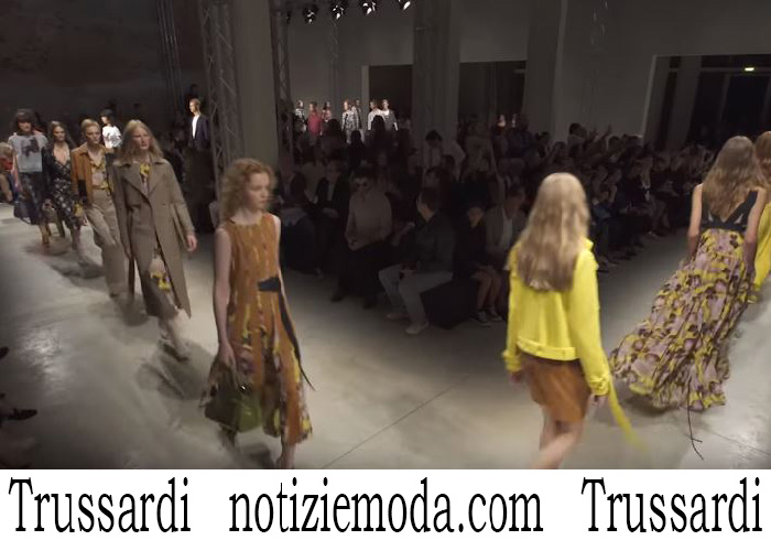 Sfilata Trussardi Primavera Estate 2018 Donna E Uomo