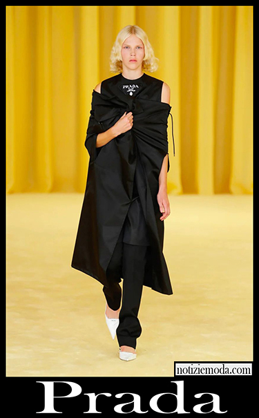 Collezione Prada primavera estate 2021 moda donna 7 Collezione Prada primavera estate 2021 moda donna 7