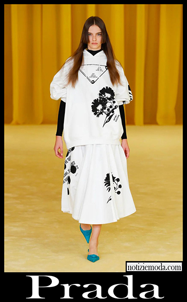 Collezione Prada primavera estate 2021 moda donna 9 Collezione Prada primavera estate 2021 moda donna 9