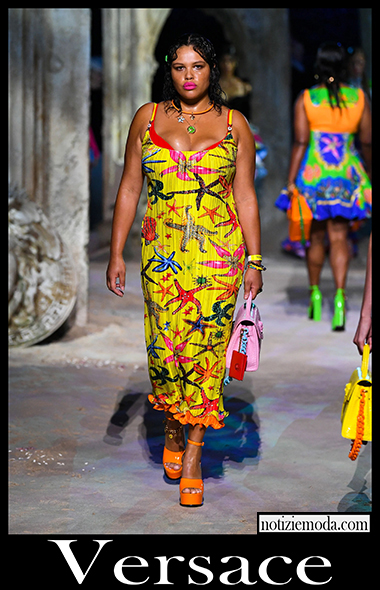 Collezione Versace primavera estate 2021 moda donna 9 Collezione Versace primavera estate 2021 moda donna 9
