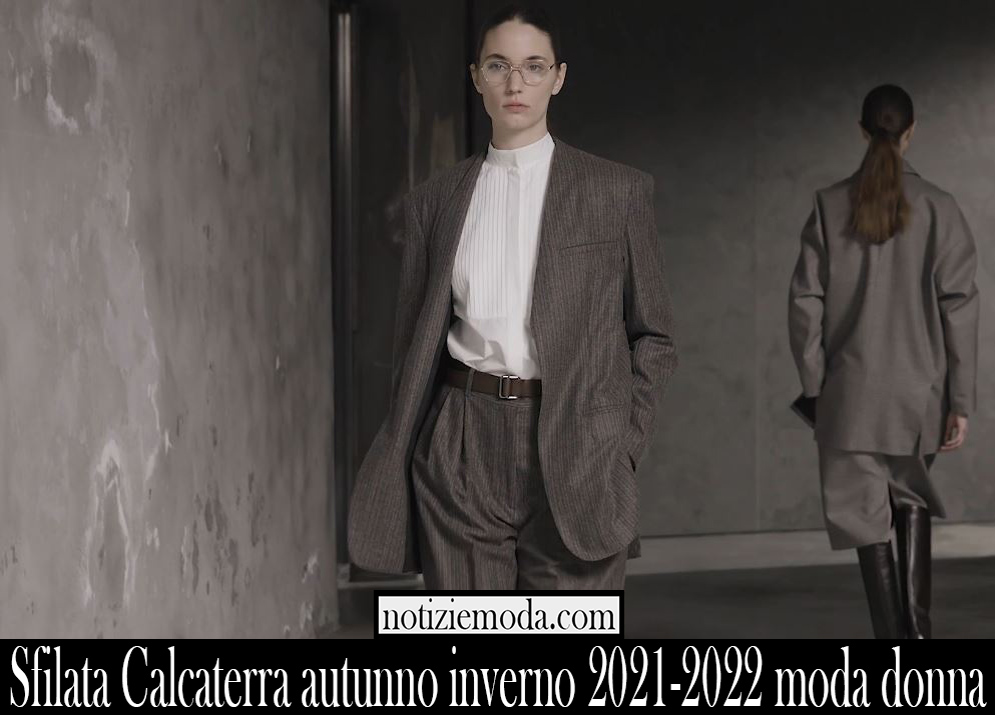 Sfilata Calcaterra autunno inverno 2021 2022 moda donna