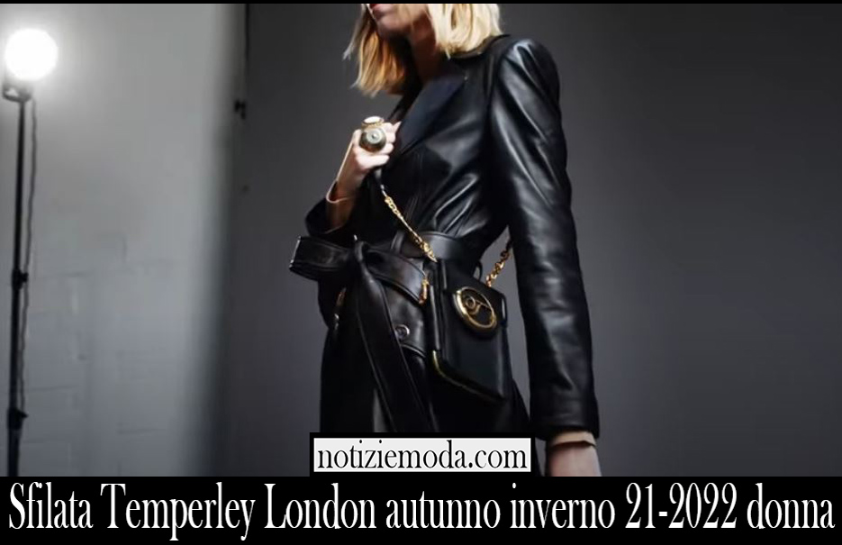 Sfilata Temperley London autunno inverno 21 2022 donna