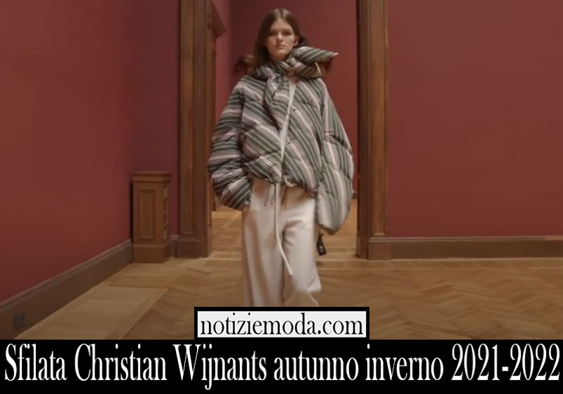 Sfilata Christian Wijnants autunno inverno 2021 2022