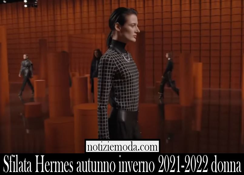 Sfilata Hermes autunno inverno 2021 2022 donna