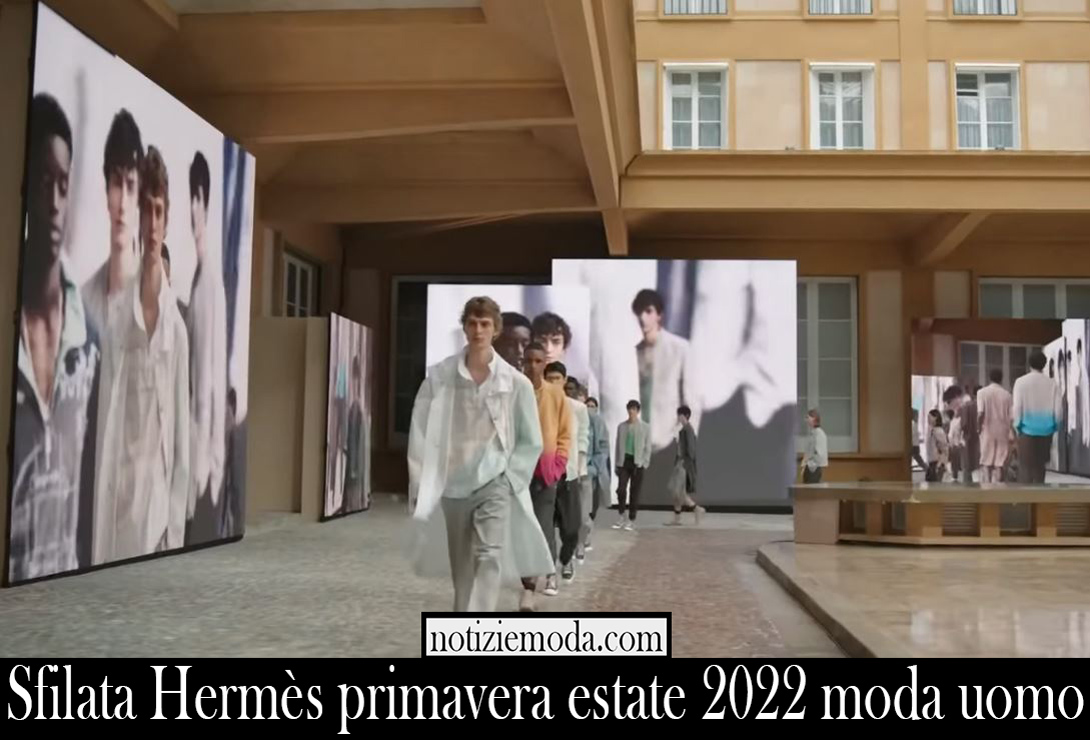 Sfilata Hermes primavera estate 2022 moda uomo