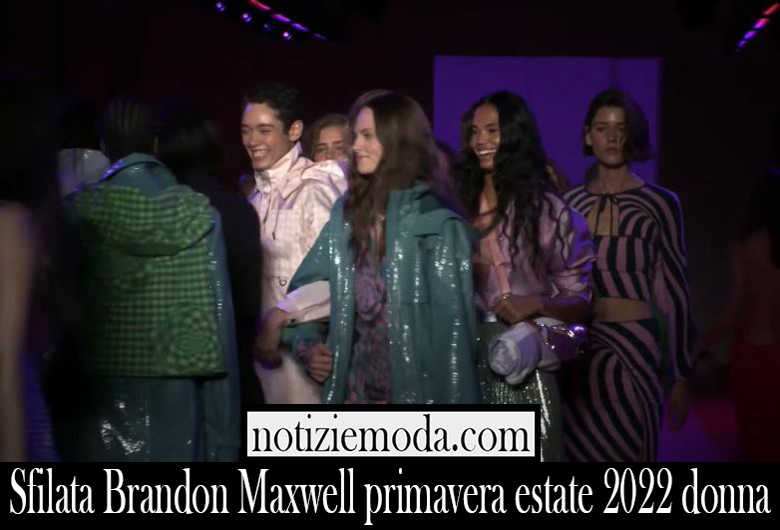 Sfilata Brandon Maxwell primavera estate 2022 donna