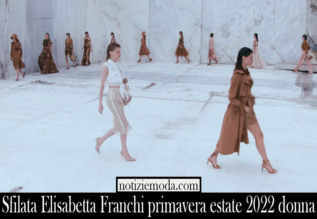 Sfilata Elisabetta Franchi primavera estate 2022 donna