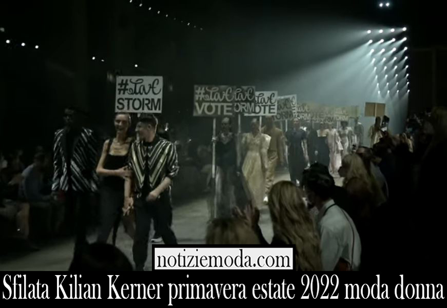 Sfilata Kilian Kerner primavera estate 2022 moda donna Sfilata Kilian Kerner primavera estate 2022 moda donna
