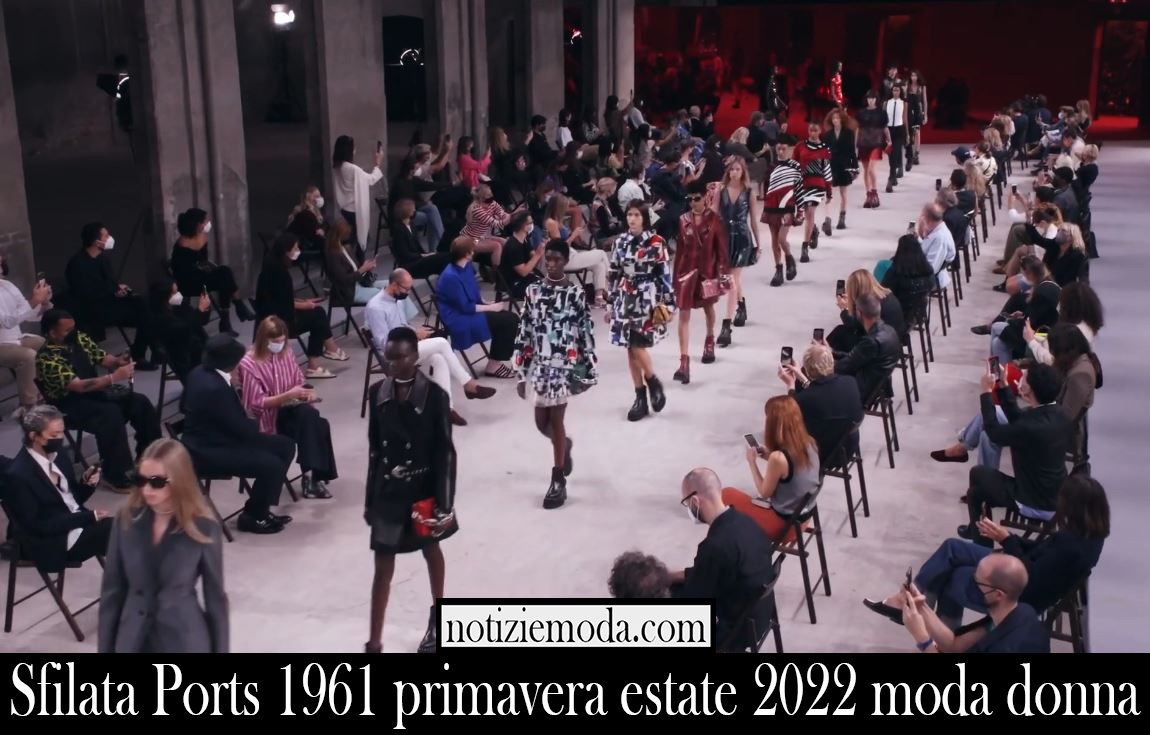 Sfilata Ports 1961 primavera estate 2022 moda donna