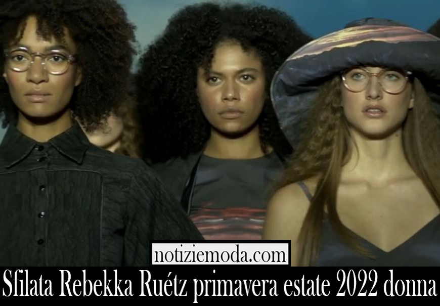 Sfilata Rebekka Ruetz primavera estate 2022 donna