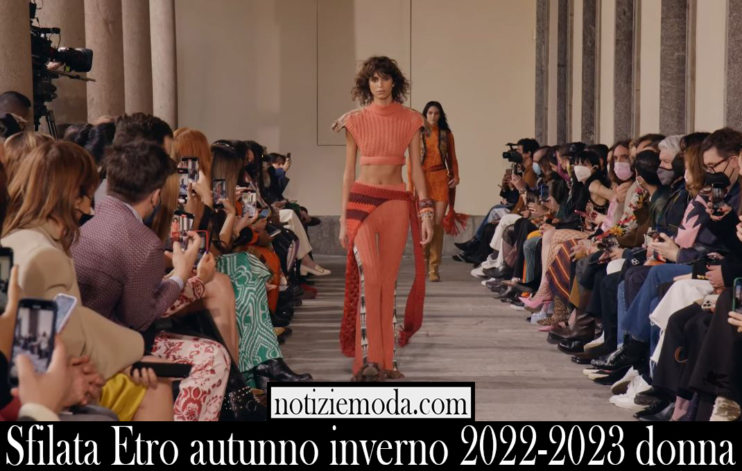 Sfilata Etro autunno inverno 2022 2023 donna