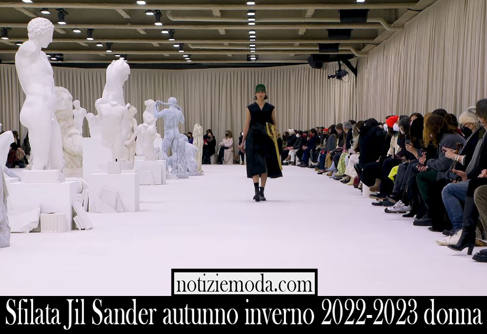 Sfilata Jil Sander autunno inverno 2022 2023 donna