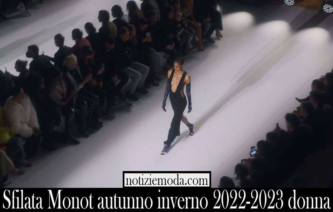 Sfilata Monot autunno inverno 2022 2023 donna