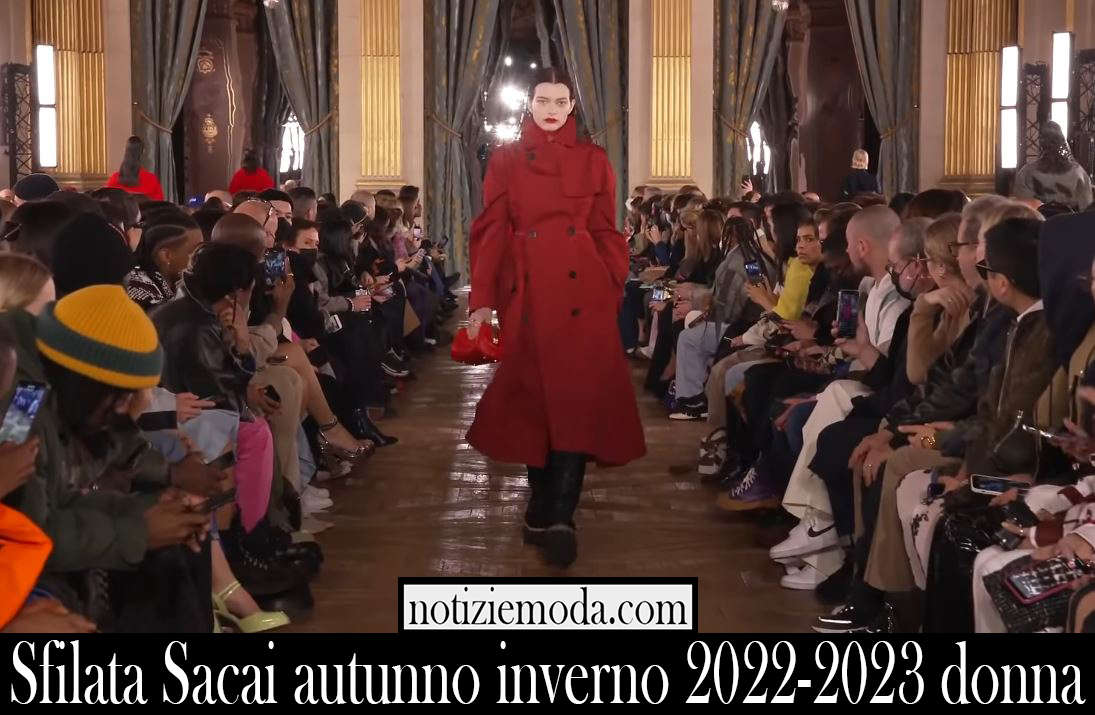 Sfilata Sacai autunno inverno 2022 2023 donna