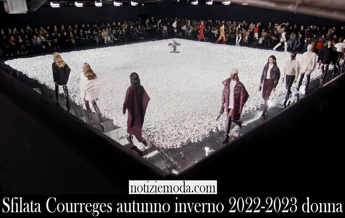 Sfilata Courreges autunno inverno 2022 2023 donna Sfilata Courreges autunno inverno 2022 2023 donna