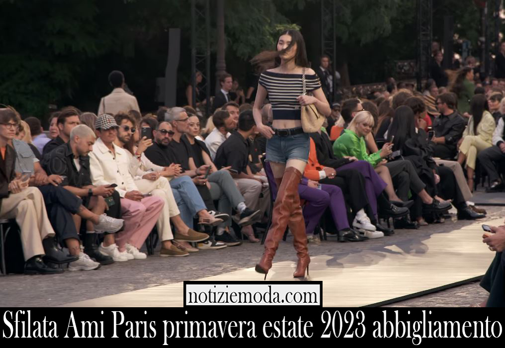 Sfilata Ami Paris primavera estate 2023 abbigliamento