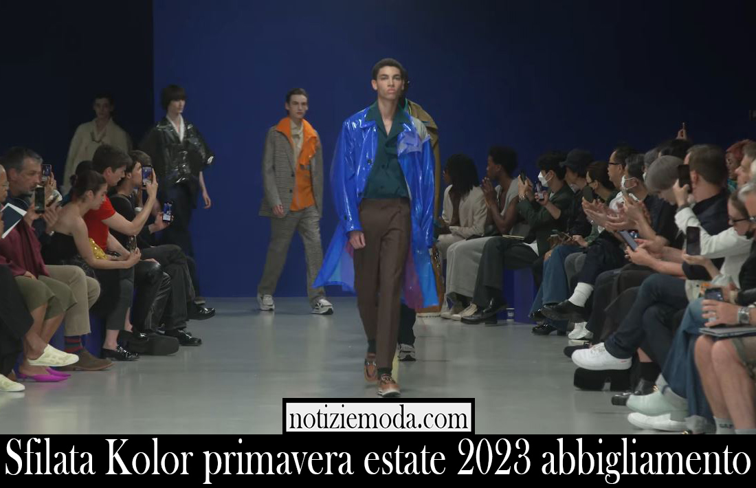 Sfilata Kolor primavera estate 2023 abbigliamento