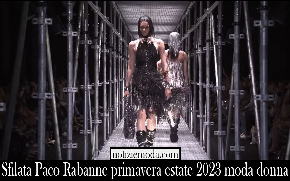 Sfilata Paco Rabanne primavera estate 2023 moda donna