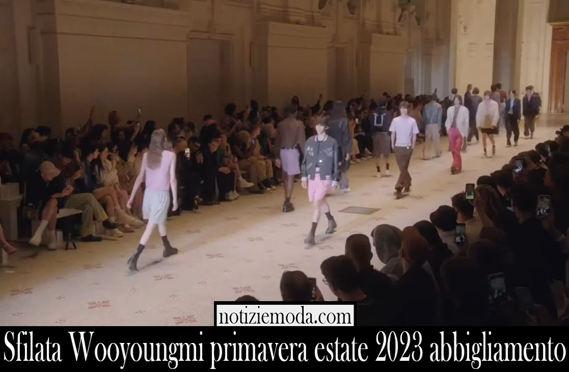 Sfilata Wooyoungmi primavera estate 2023 abbigliamento