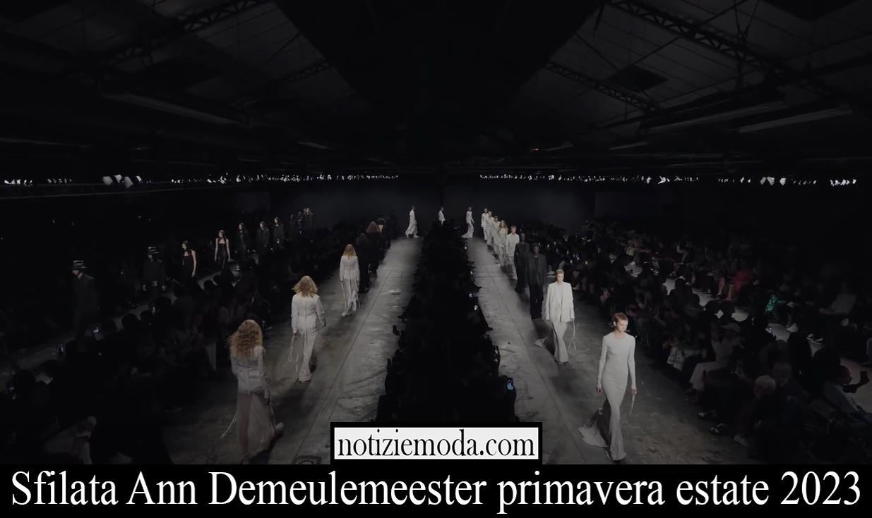 Sfilata Ann Demeulemeester primavera estate 2023