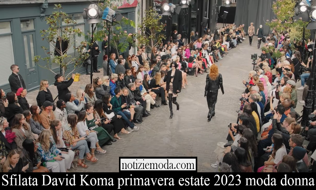 Sfilata David Koma primavera estate 2023 moda donna