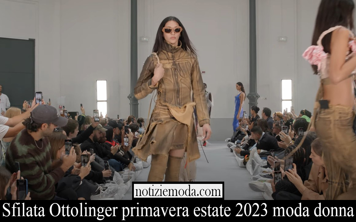 Sfilata Ottolinger primavera estate 2023 moda donna