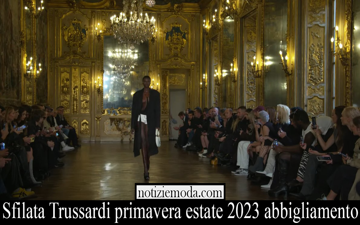 Sfilata Trussardi primavera estate 2023 abbigliamento